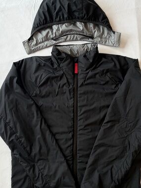 STOIC Men's Black Jacket Fill Zip Removable Hood Sz Sm / Youth L Lightweight